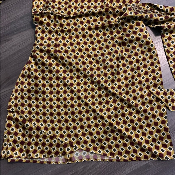 Reformation dress - Picture 2 of 12